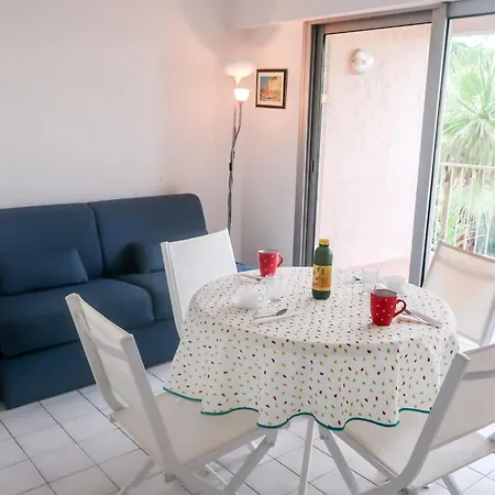 Les Marines-2 By Interhome